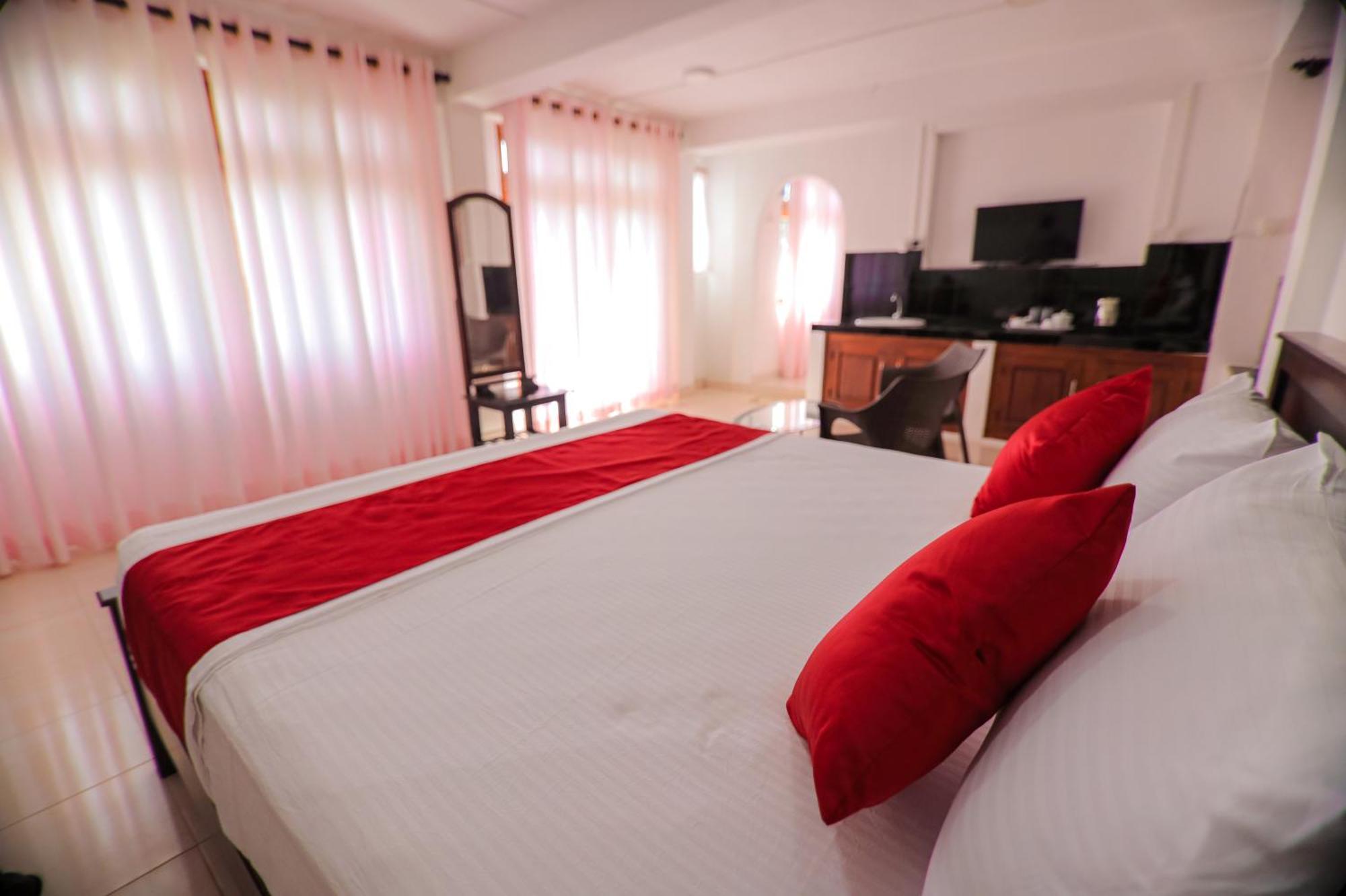 Cielo Residence Kandy Bagian luar foto